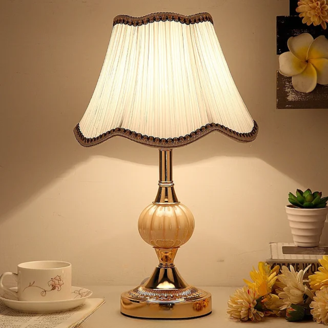 Quixy Vintage Scandinavian Table Lamp