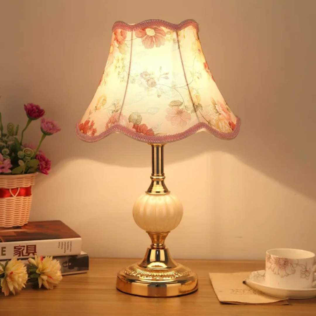 Quixy Vintage Scandinavian Table Lamp